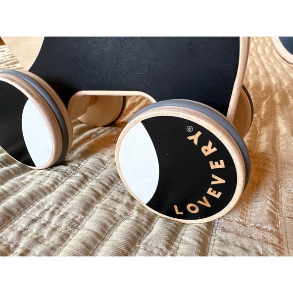 Lovevery The Pull Pup - Picture 5 of 9